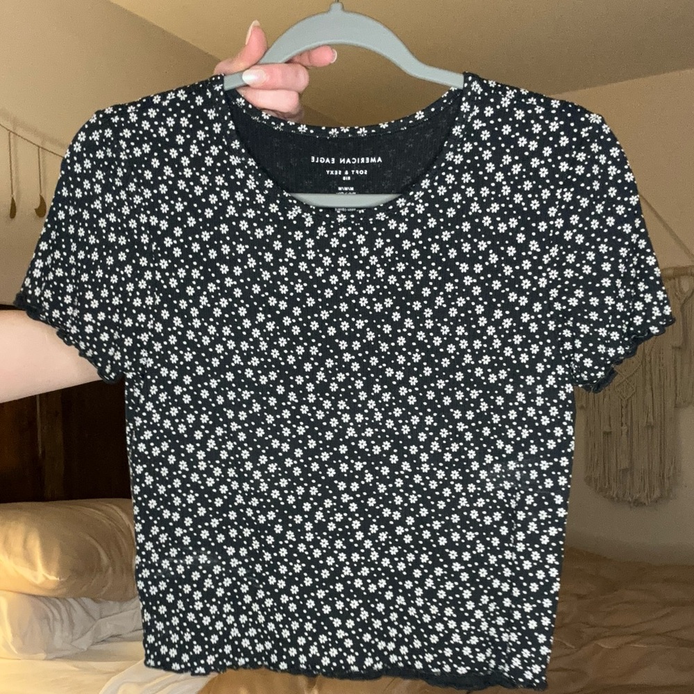 American Eagle ‘soft & sexy’ crop